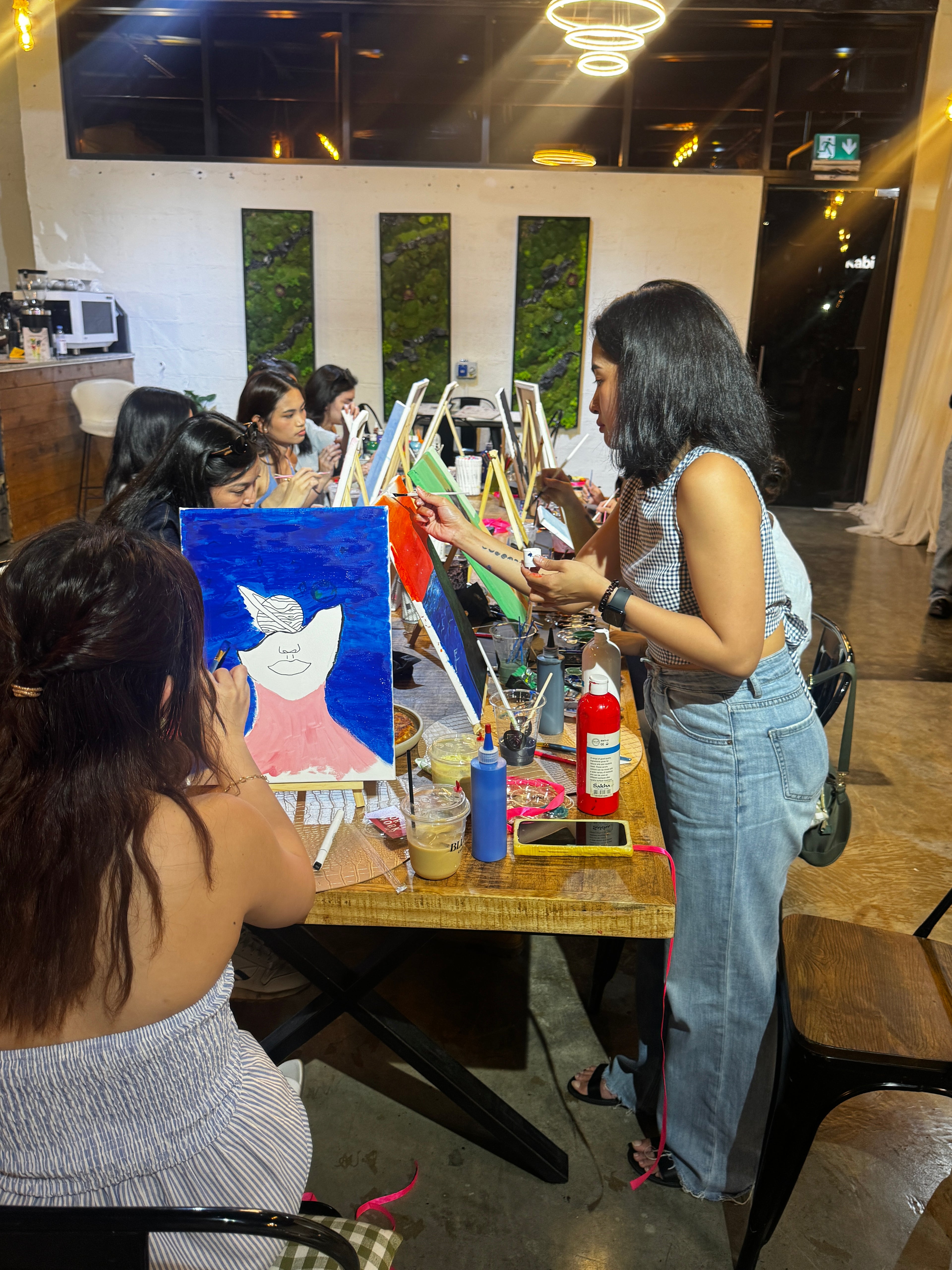 Sip & Paint Workshop Dubai